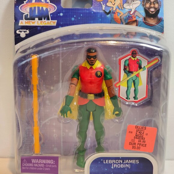 Space Jam: A New Legacy Lebron James (Robin) Baller 5" Action Figure - Picture 9 of 10